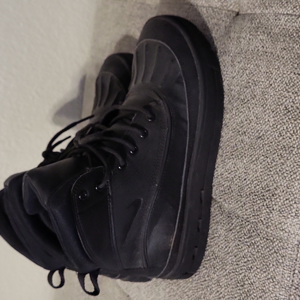 Boys Nike Boots